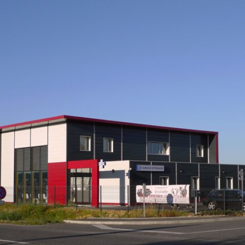 Photo extérieure de la clinique vétérinaire d'Esmans